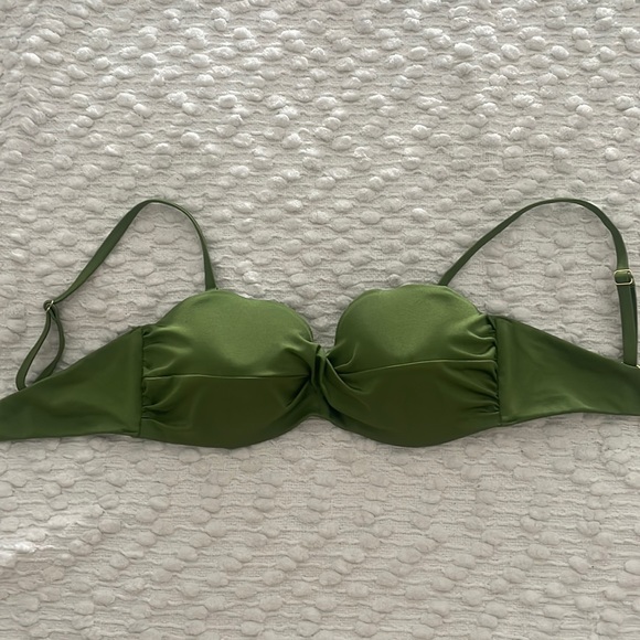 H&M bikini top - Picture 1 of 7